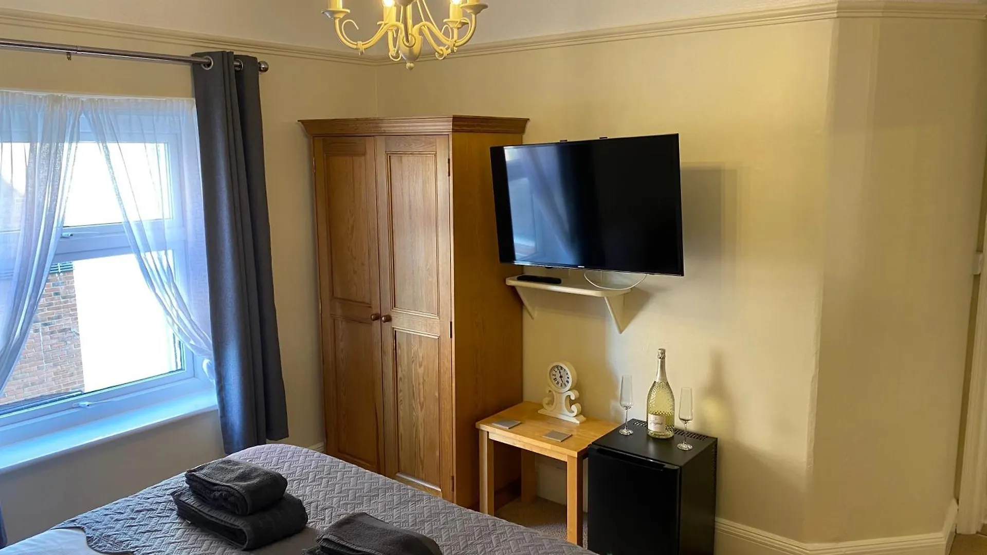 The Whalebone Arch Hotell Whitby Storbritannien